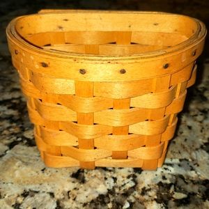 Longaberger business card/appointment card holder.